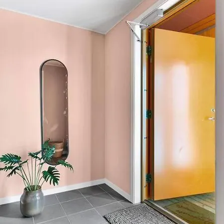 Apartment Northern Dreams With Free Parking *