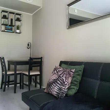 Apartment Northern Dreams With Free Parking