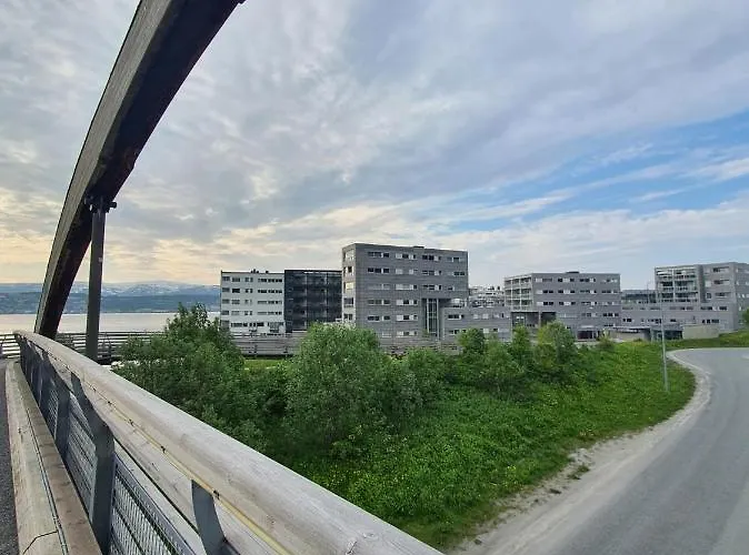 דירה Northern Dreams With Free Parking